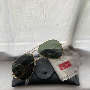 Aviator Ray Ban Gold